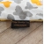 Ocieplacz dwustronny/ chustka dziecięca Minky + bawełna 100%- żółte motylki z bliska